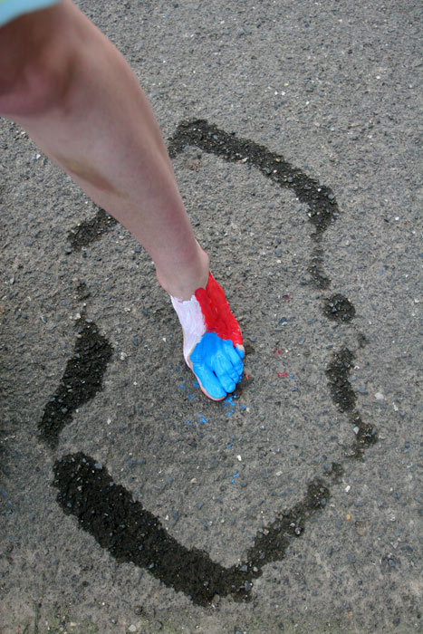 Image:Flag-bearer's foot